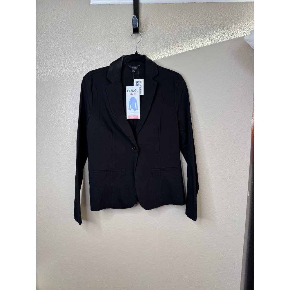 NWT-Labijou Women's Black Blazer size large long sleeve‎ button up collared